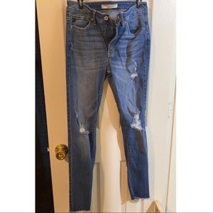 Women’s skinny jeans